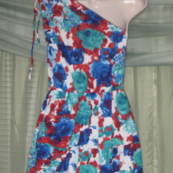 SAPA One-Shoulder Size Z Gloral Cute Dress - Picture 3 of 7